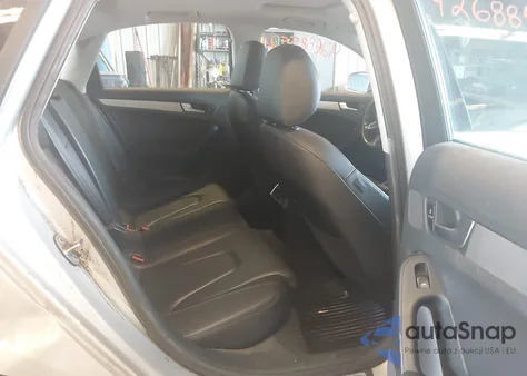 2011 Audi A4 2.0T Premium из США, поврежденный, VIN WAUFFAFL8BN032701